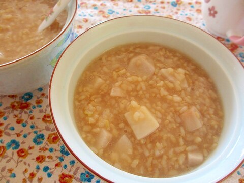 玄米と里芋の茶粥
